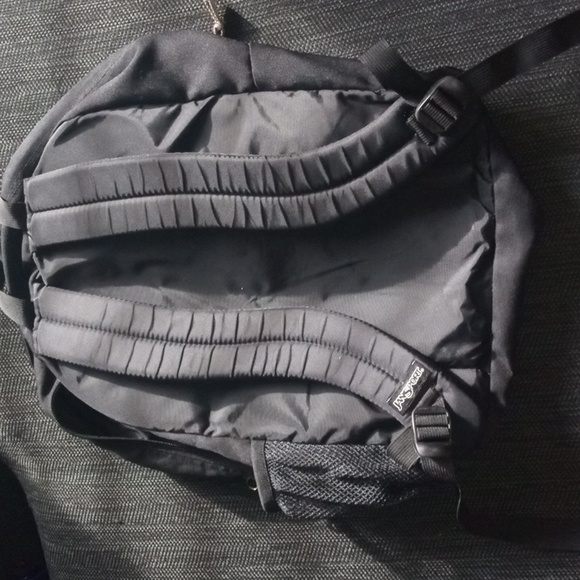 Backpack - Picture 4 of 5